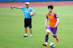 U23 Việt Nam rèn khả năng triển khai bóng