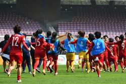 Đội tuyển nữ Việt Nam nhận tiền tỷ từ FIFA