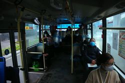 Cận cảnh xe buýt Hà Nội hoạt động tối đa công suất sau nhiều tháng cầm chừng