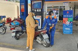 Không để thiếu xăng dầu trong mọi hoàn cảnh