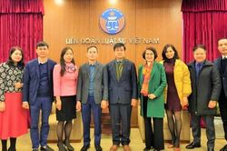Lãnh đạo Cục Bổ trợ tư pháp, Bộ Tư pháp chúc mừng năm mới Liên đoàn Luật sư Việt Nam