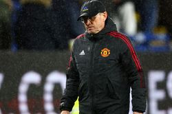 MU rơi khỏi Top 4, HLV Rangnick chỉ trích trọng tài