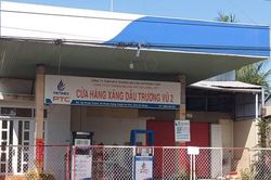 Vì sao nhiều cửa hàng xăng dầu ở miền Tây đóng cửa?