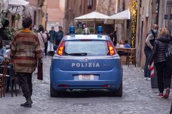 Phát hiện xác ướp của cụ bà 70 tuổi trong tư thế ngồi 2 năm sau khi qua đời tại Italy