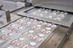 Ủy ban châu Âu phê duyệt thuốc điều trị Covid-19 của Pfizer