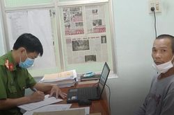 Anh ném túi xăng thiêu chết em ruột