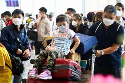 Cục Hàng không đề nghị Sở GTVT TP.HCM phối hợp giảm ùn tắc sân bay