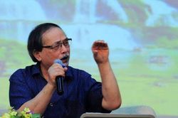 Nhà thơ Y Phương qua đời