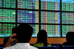 VIC giao dịch tiêu cực, Vn-Index quay đầu giảm 5 điểm