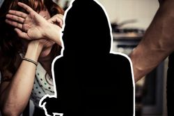 Xôn xao một nữ ca sĩ hạng A bị chồng bạo hành: Đánh đập tận 30 phút, không dám chụp ảnh làm bằng chứng