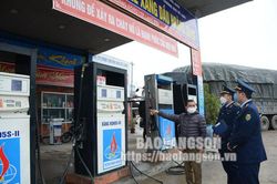 Lạng Sơn: Đảm bảo cung – cầu xăng dâùTin khácĐảm bảo an toàn phòng dịch COVID-19 tại các điểm di tíchTiếp tục siết chặt kỷ cương, tăng cường trách nhiệm, quyết liệt hành động, sáng tạo bứt phá