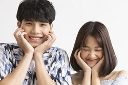 Giới trẻ tranh thủ cuối tuần đón Valentine sớm, hội F.A triệu hồi 'hội chị em cây khế'