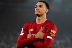 150 trận oai hùng của Alexander-Arnold