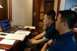 Đội tuyển U23 Việt Nam mặc trang phục trắng và đỏ gặp Singapore và Thái Lan