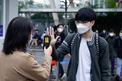 Một tuần sau khi mở cửa trường học trực tiếp: Nhiều học sinh phải nghỉ vì lớp có F0
