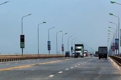 Trục cầu đường trên cao đẹp nhất đã chính thức được bàn giao cho Hà Nội