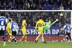 Barcelona vẫn chưa hết bất ổn