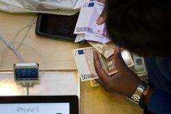 Châu Âu sắp phát hành đồng Euro kỹ thuật số