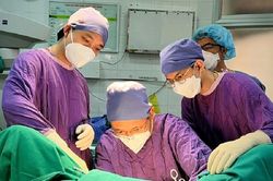 Nam thanh niên Hà Nội bị sùi mào gà do thói quen xấu