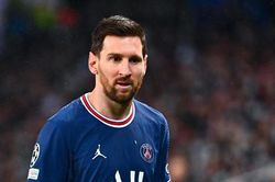 Messi bị chê hết thời khi đá hỏng 11m trước Real Madrid