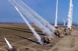 Lý do khủng hoảng Ukraina khó leo thang thành chiến tranh hạt nhân