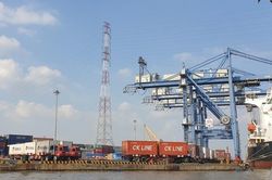 TP.HCM bắt đầu thử nghiệm hệ thống thu phí cảng biển