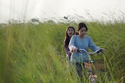 'Bóng đè' hé lộ những tình tiết mới gay cấn, ấn định ra rạp tháng 3