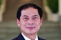 Bộ trưởng Ngoại giao Bùi Thanh Sơn phát hiện mắc COVID khi ở Campuchia