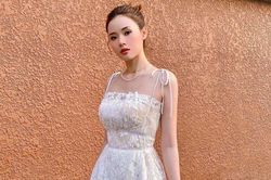 Midu tiết lộ bí quyết sở hữu vòng eo nhỏ dù tăng cân