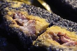Bánh chưng đen - thơm ngát vị đại ngàn