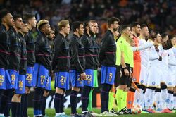 Fan Barca vẫn không chấp nhận được việc phải chơi ở Europa League
