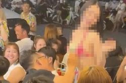 Chủ quán ốc thuê người mặc bikini để câu khách bị lập biên bản