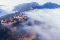 Vẻ đẹp của đỉnh Mẫu Sơn nhìn từ trên cao