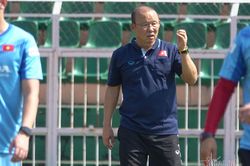 U23 Việt Nam đấu giải Đông Nam Á: Thầy Park coi trọng hay... buông?