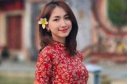 Hòa Minzy cầu xin cư dân mạng: Xin mọi người đừng trách anh Hải