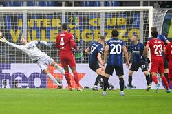 Inter Milan vs Sassuolo: Điều lớn nhất còn lại là tiếc nuối
