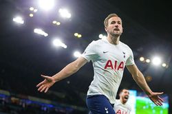 ĐIỂM NHẤN Man City 2-3 Tottenham: Harry Kane rực sáng. Đua vô địch, Top 4 tăng nhiệt