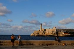 Cuba tăng cường mối quan hệ với Nga khi căng thẳng Ukraine gia tăng