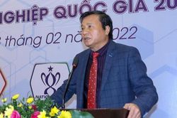 'Vua áo đen' phải cương quyết xử lý tiêu cực, bạo lực trên sân