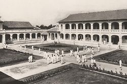 Ảnh = Ký ức = Lịch sử (Kỳ 26): Những người Pháp mãi mãi được ghi nhớ