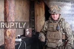 Binh sĩ Ukraine canh gác nghiêm ngặt ở khu vực cửa ngõ với Donbass