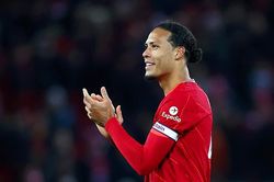Vì sao Liverpool vẫn đua được tay đôi với Man City?
