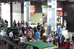 Lập lại trật tự tại sân bay Tân Sơn Nhất