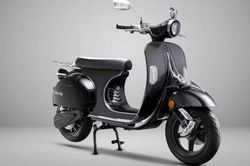 Khám phá xe máy điện One Moto Electa mang phong cách retro