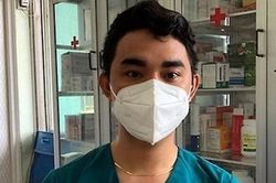 Công an mời làm việc thanh niên giả bác sĩ điều trị Covid-19 ở khu cách ly