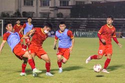 Đội U23 Việt Nam gặp khó khăn trước trận quyết định với U23 Thái Lan