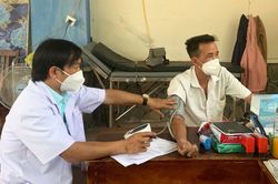 Ngành Y tế Ia Pa nỗ lực thực hiện 'nhiệm vụ kép'