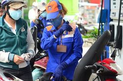 Bộ Công Thương: Lượng xăng dầu vẫn đủ sử dụng đến hết tháng 3