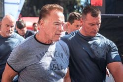 'Kẻ hủy diệt' Arnold Schwarzenegger ăn chay 5 năm