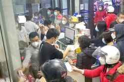 Kit test 'cháy hàng', dân Hạ Long lùng sục từng hiệu thuốc nhỏ
